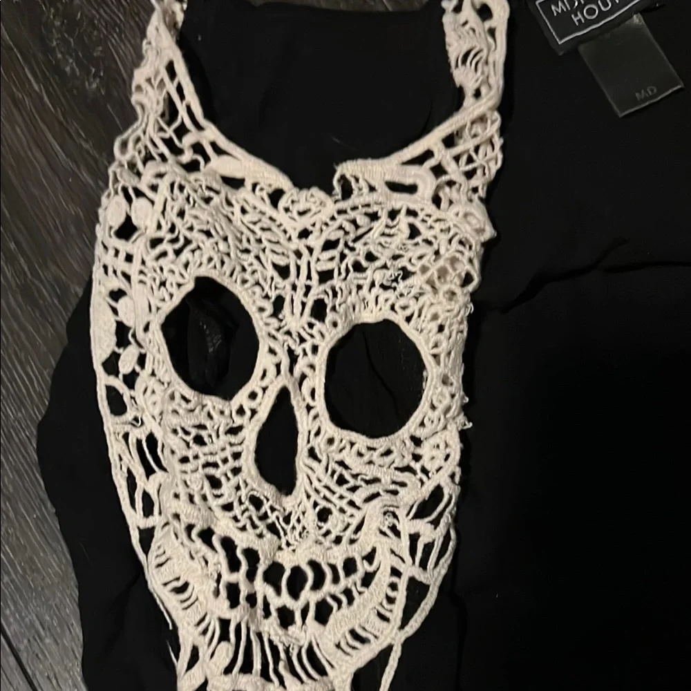 Midnight Hour Black Top with Cream Skull Detail - Picture 3 of 4